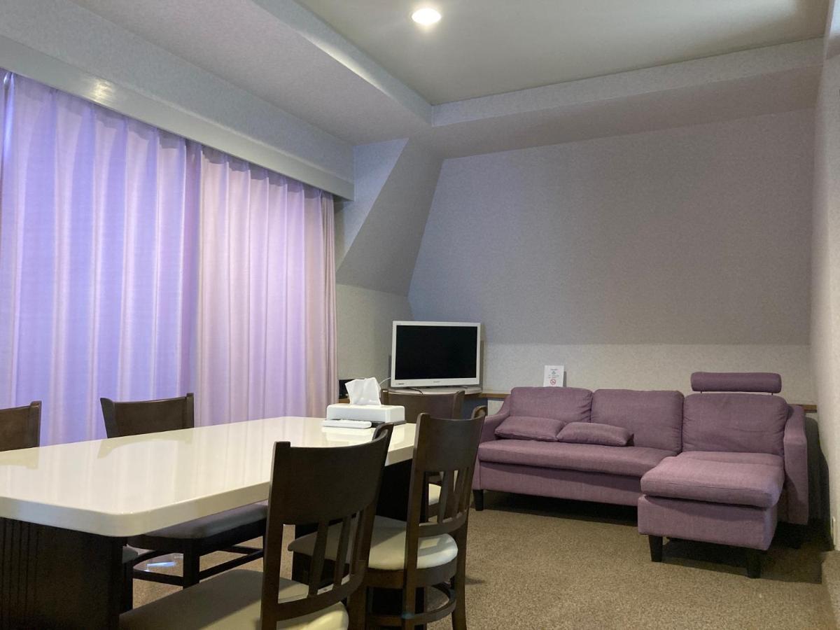 J-Hoppers Beppu Guesthouse ジェイホッパーズ別府ゲストハウス Buitenkant foto