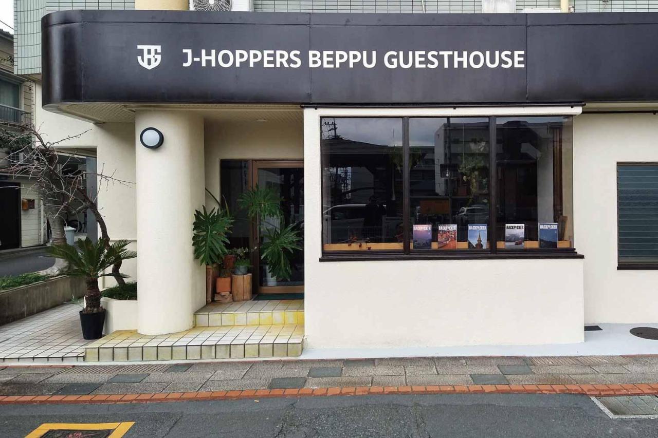 J-Hoppers Beppu Guesthouse ジェイホッパーズ別府ゲストハウス Buitenkant foto