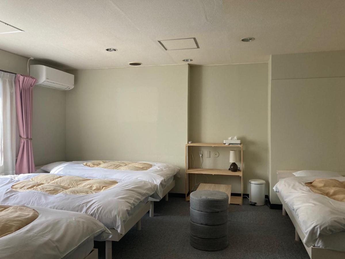 J-Hoppers Beppu Guesthouse ジェイホッパーズ別府ゲストハウス Buitenkant foto